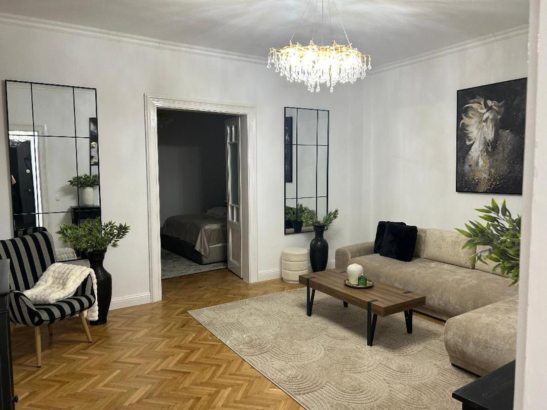 Rennes Apartment Sibiu Bagian luar foto